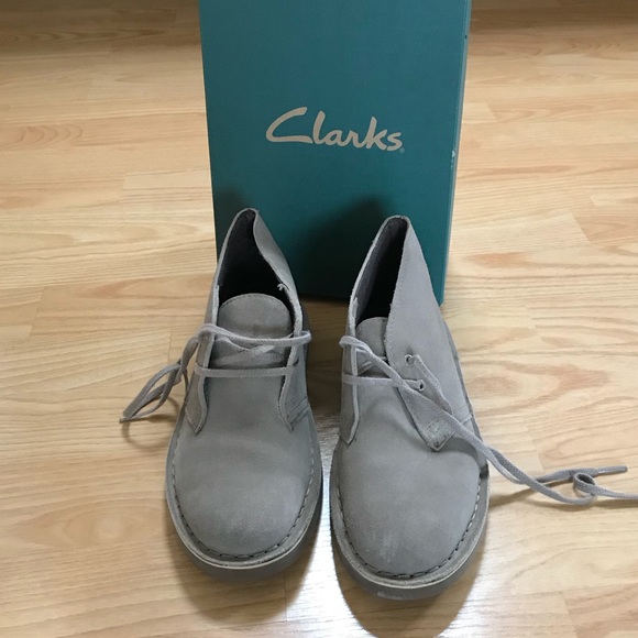 Clark’s Acre Bridge Desert Boot - Picture 2 of 7